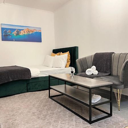 Ndl Downtown Cluj Aparthotel Ngoại thất bức ảnh