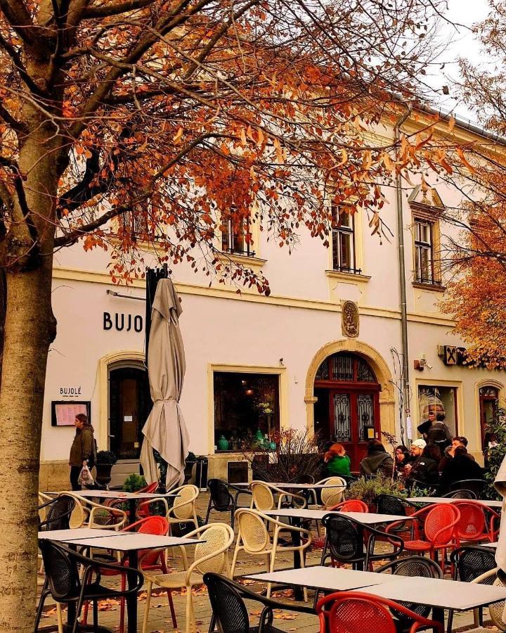 Ndl Downtown Cluj Aparthotel Ngoại thất bức ảnh