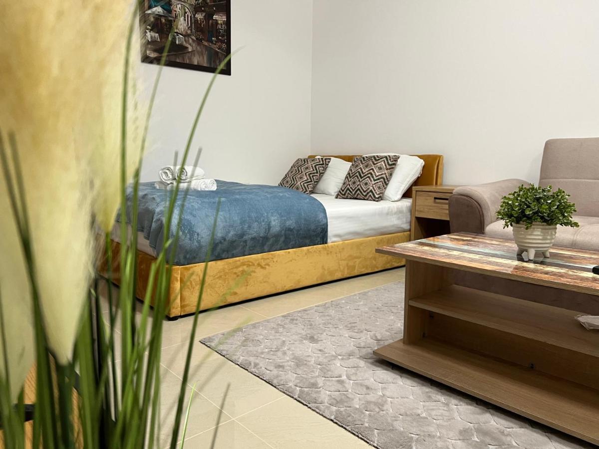 Ndl Downtown Cluj Aparthotel Ngoại thất bức ảnh